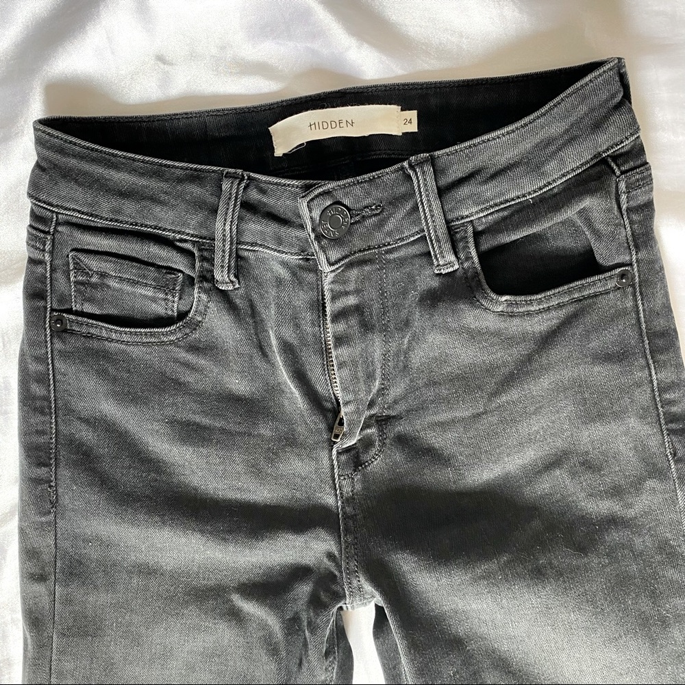 Grey/Black Hidden Jeans